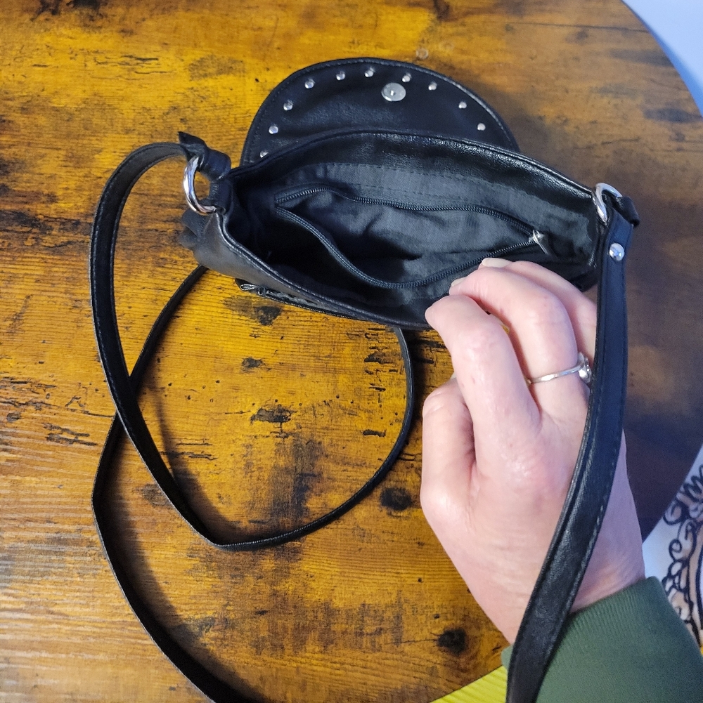 Betsey Johnson Betseyville studded motto style crossbody-black - Picture 6 of 13